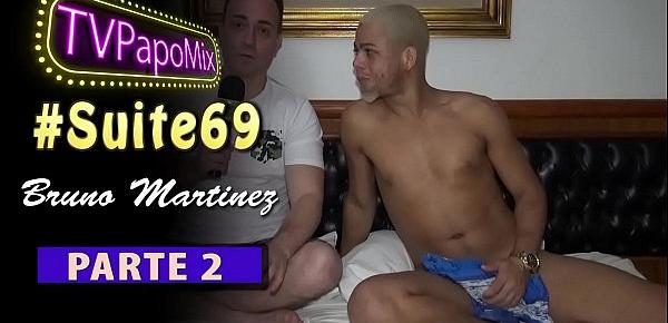  Suite69 - Pornstar Bruno Martinez fica de pau duro durante entrevista no PapoMix- Parte 2 - Twitter@tvpapomix